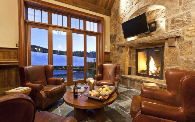 Hood Park Manor - 9 Br Home