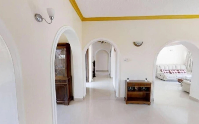 Stay.Plus Links Road Villa Nyali