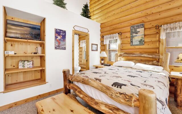 Castle Crag LOG Cabin #2392