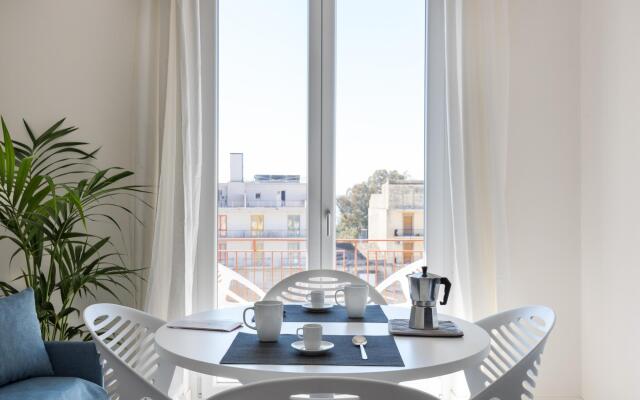 Crispi Bilo 12 con Balcone - Locazione