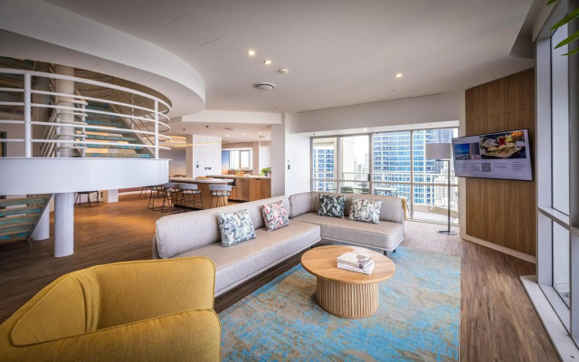 Novotel Surfers Paradise