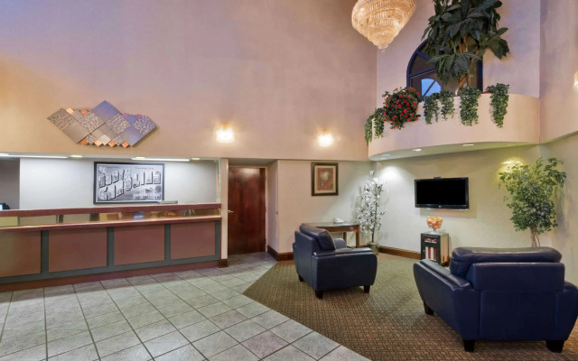 Super 8 by Wyndham Huntersville/Charlotte Area