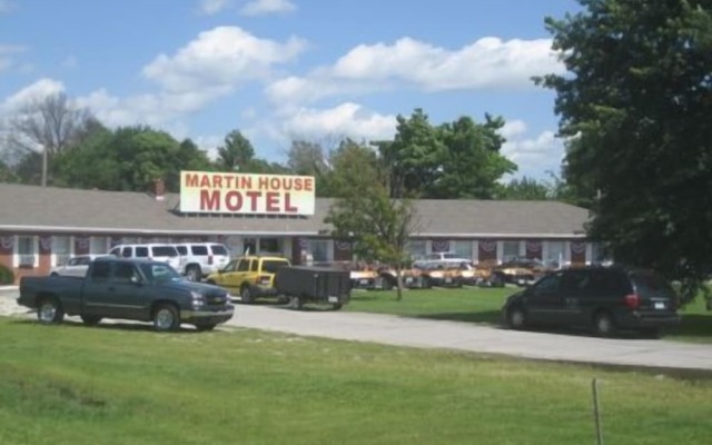 Martin House Motel