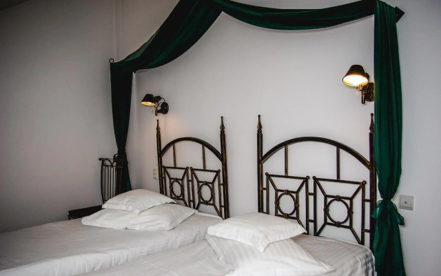 Hotel Hanul Fullton