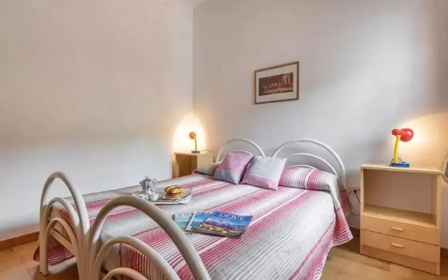 Pittulongu Villa Near Rocce Beach for 4