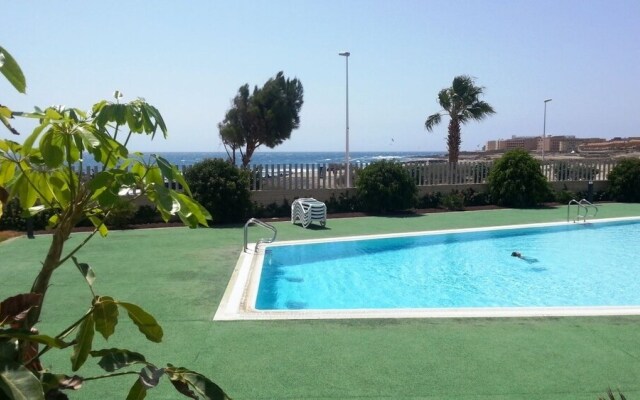 Bajo F. Médano. Playa Jaquita. Piscina