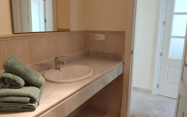 2 Bedroom 2 Bedroom Apartment With Swimming Pool