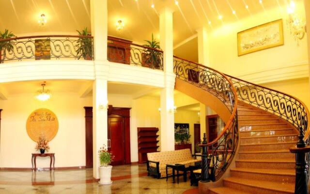 Tan Son Nhat Hotel