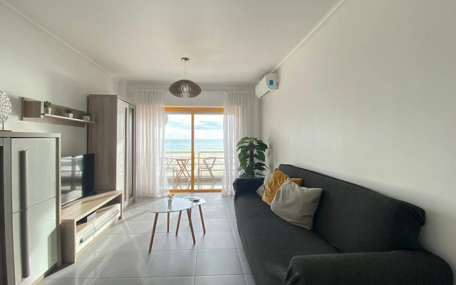 WOW Frente Praia II T2 HsR Quarteira
