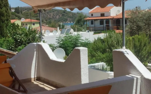 Athina Studio Apartments