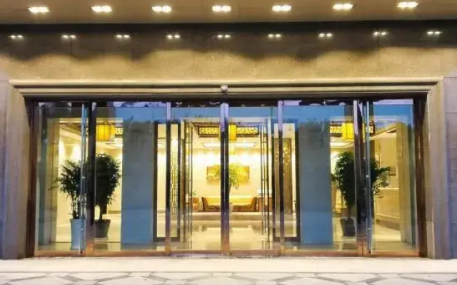 Shunquan Jinguan Business Hotel