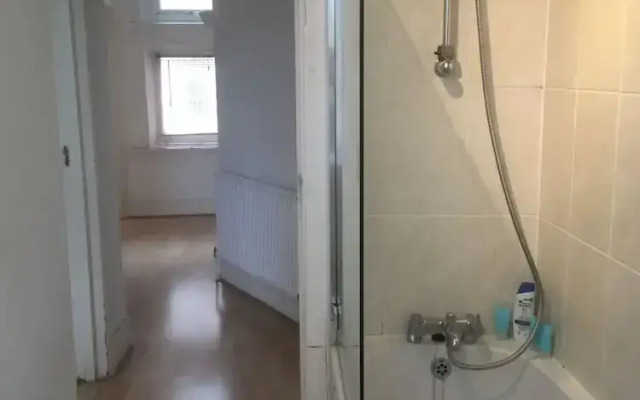 London Bridge - Entire 2 Bedroom Apart