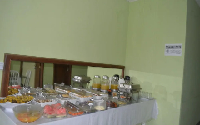 Hotel e Lanchonete Araújo