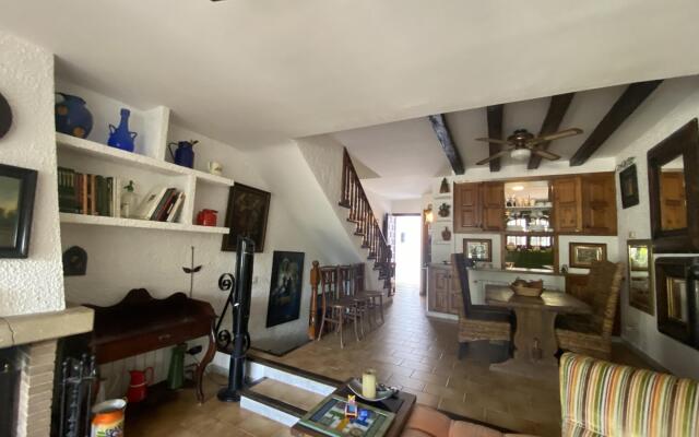 R97 Casa Alorda