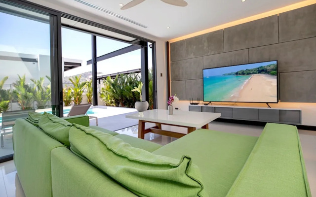 Stylish Salt Pool Villa Sunset Garden 5