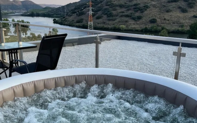 Douro Elegance Suites