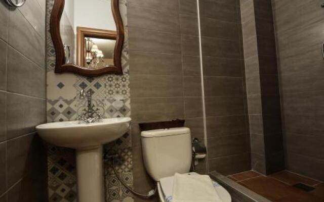 Trikalon Muses Art Suites