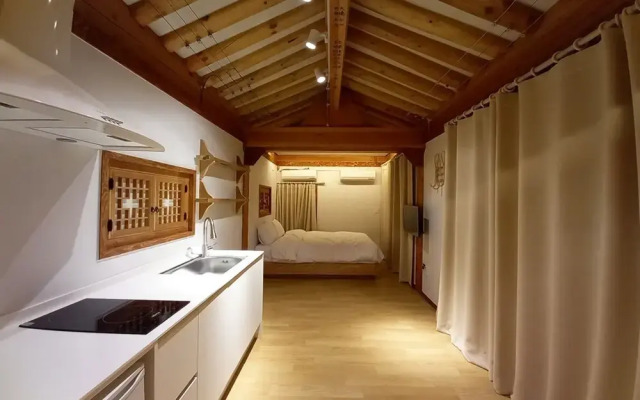 Jeonju Pungnamheon Hanok Stay