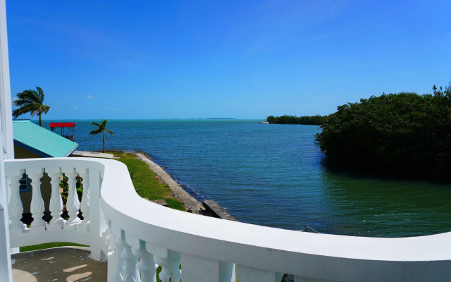 See Belize Sea View BAY Studio