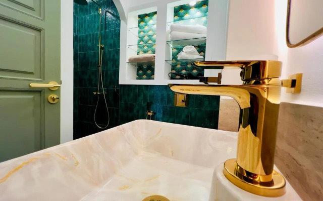 Riad Lakouas- Cannelle Room