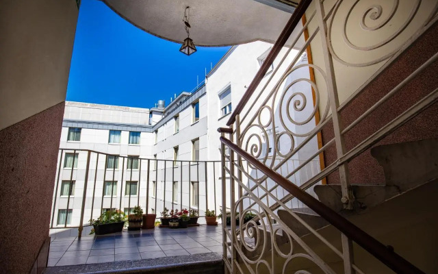 ORANGEHOMES Fantastic 3 bedrooms apartment Dohány street
