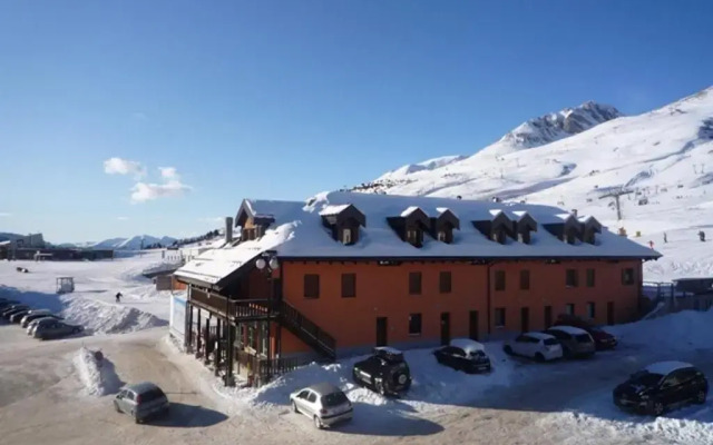 Dinastia Case Snow Apartment