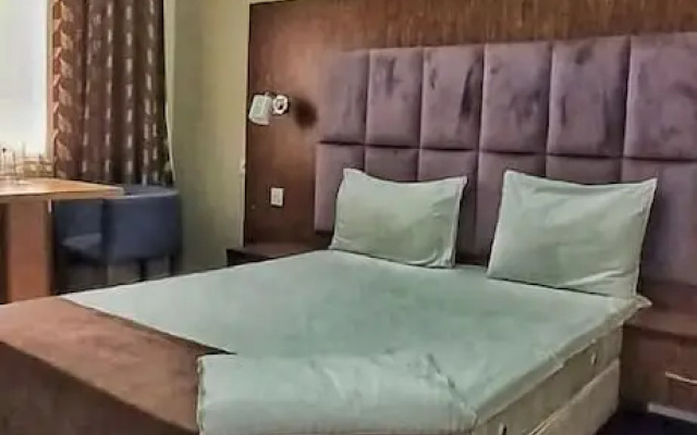 Pilot Apart Hotel