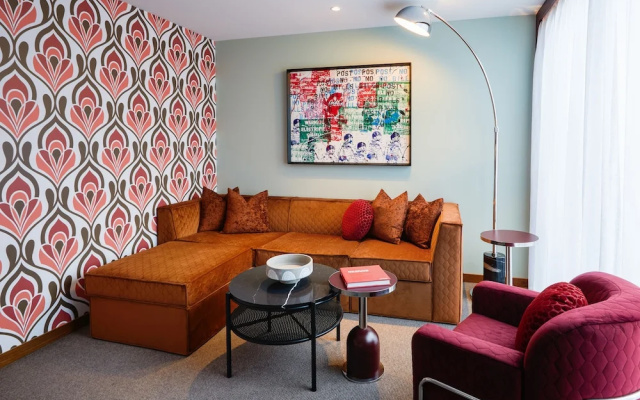 Ovolo Melbourne South Yarra, a Wyndham Hotel