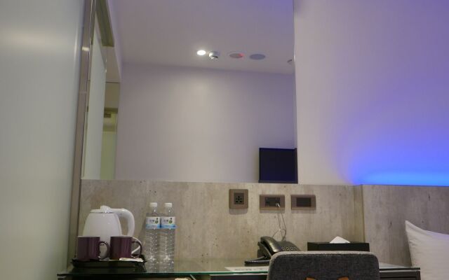Ours Inn II