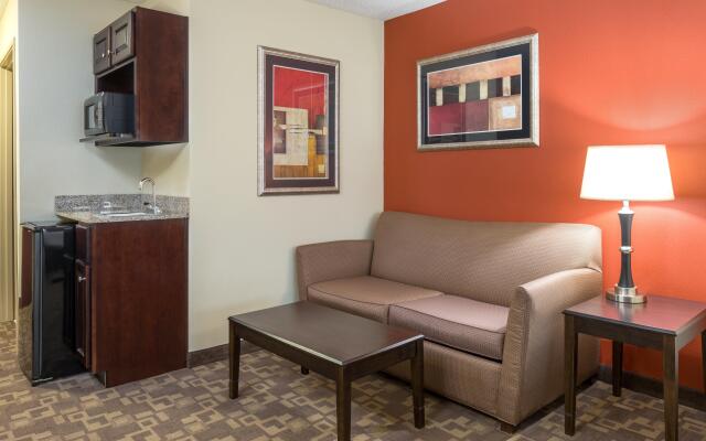 Holiday Inn Express & Suites Lexington Dtwn Area-Keenland by IHG