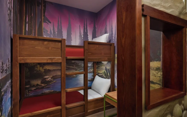 Great Wolf Lodge Webster