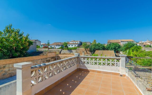 Can Salas in Porreres