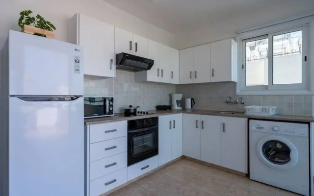 Chloris 3- Bedroom Apartment in Larnaca