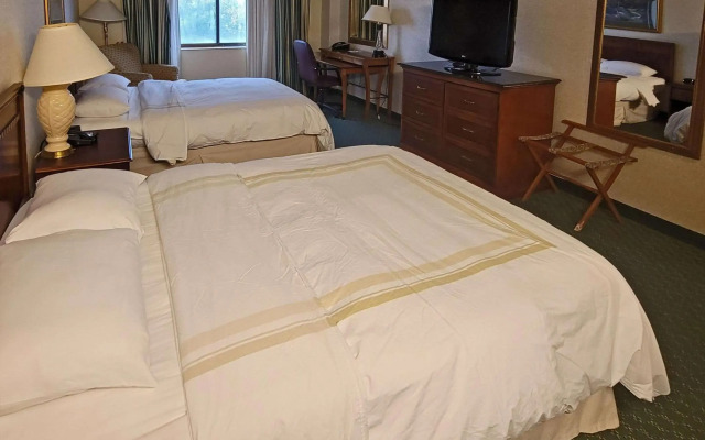 Radisson Hotel Cedar Rapids