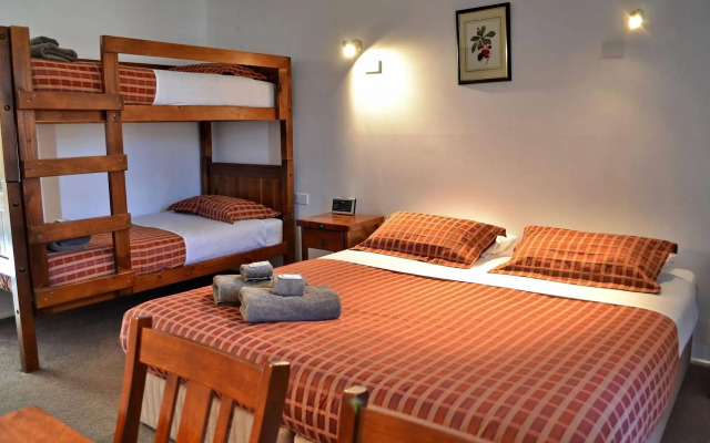 Delatite Apartments - Timbertop
