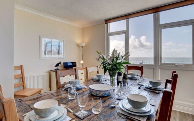 1 Devon Beach Court