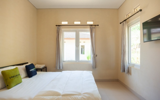 Urbanview Resort Adang Zecky Cisarua Puncak by RedDoorz – Guest Rooms – Cisarua