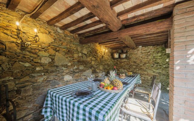 House LAia Seravezza