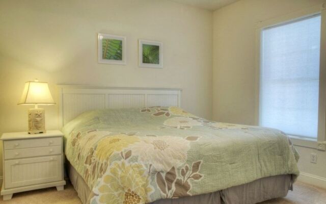 Magnolia Pointe 101 4828 by RedAwning