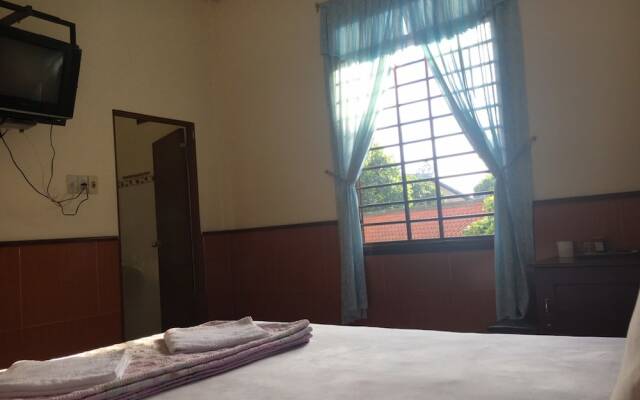 OYO 977 Minh Duc Guest House