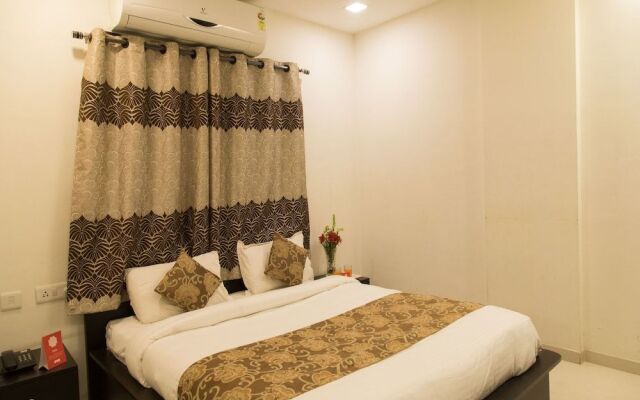OYO 9023 Dwarka Inn