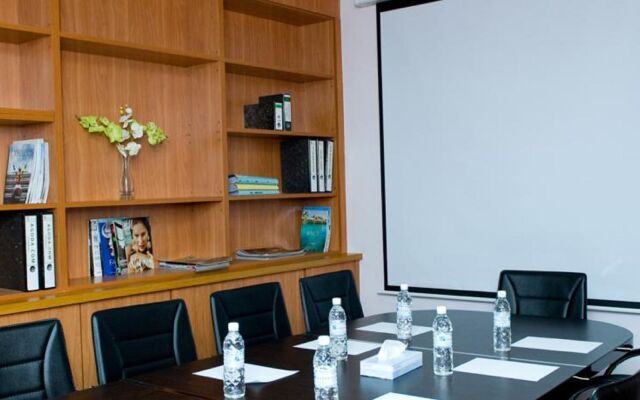 Hotel Sixty3