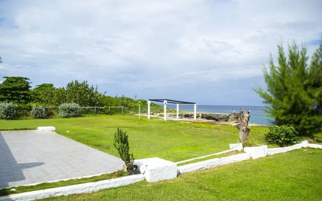 Maranatha Villa