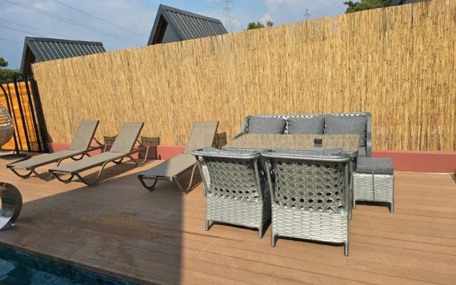 Rest Bungalow