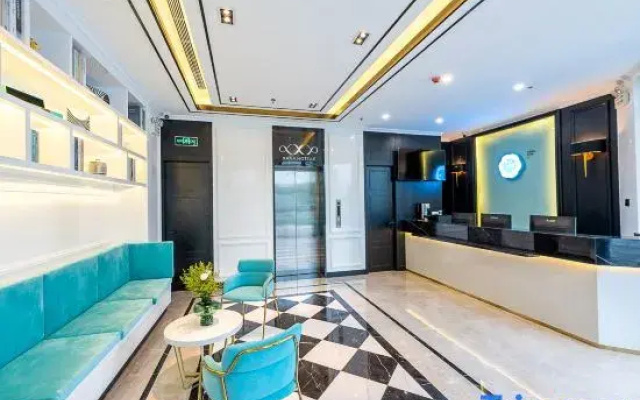 Xana Lite Hotel (Foshan Qiandeng Lake Tian'an Digital City)