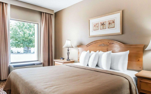 Quality Inn South Springfield