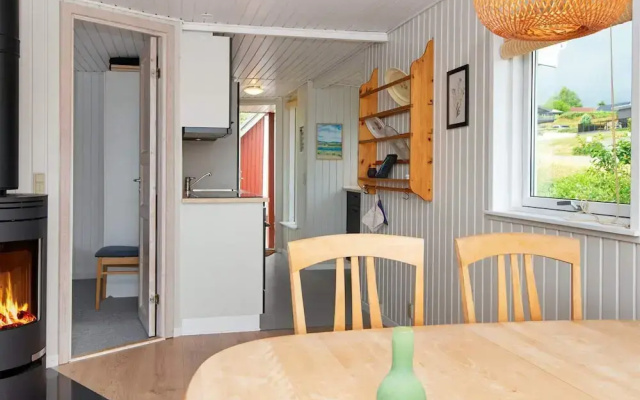 6 Person Holiday Home in Hejls