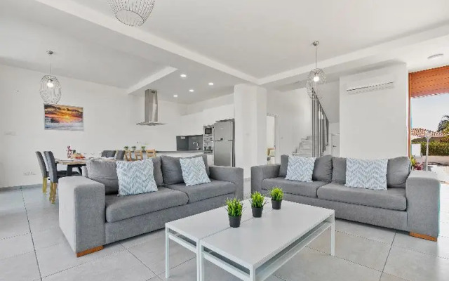 Sea Point Villas Coral Bay