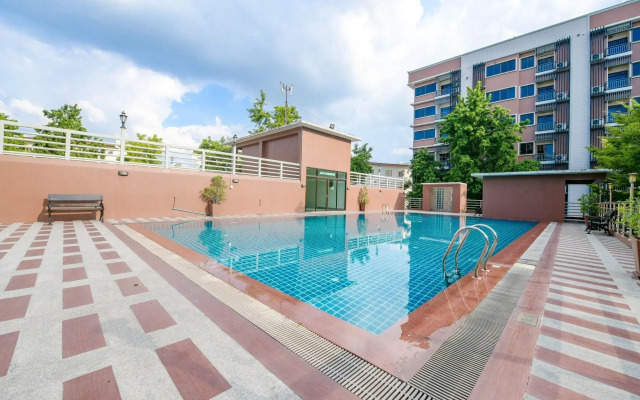 The Route Sriracha Hotel And Residence