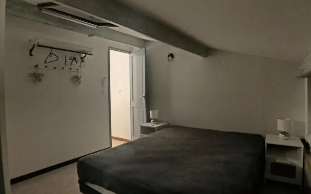 Maison Saintes-Maries-de-la-Mer, 4 pièces, 10 personnes - FR-1-475-35